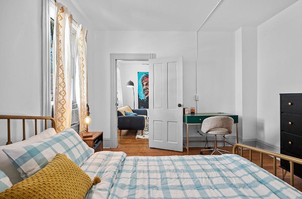 Little Italy Apartment | Center of Little Italy #1