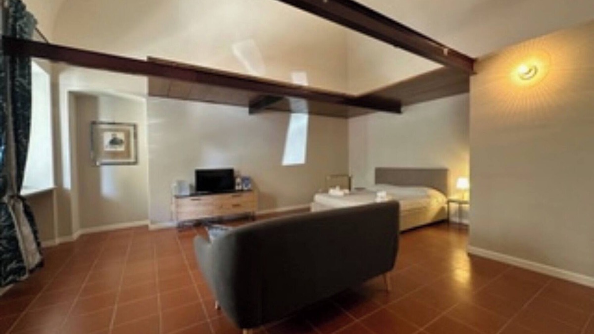 Vercelli Apartment | Center one by Cinelli Apartment
