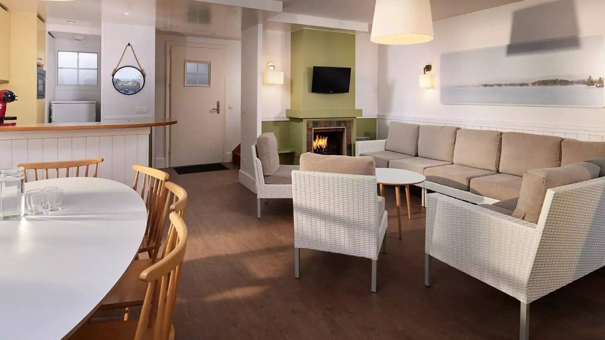 Chamouille House | Center Parcs - Lac d'Ailette ski area - 5 Room Cottage 8 People Premium Lakeside