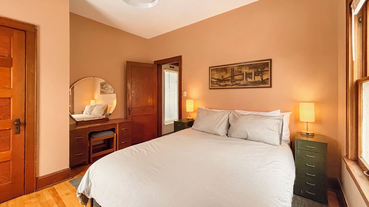 Northeast Minneapolis Arts District House | Central 2 Bedroom 1 Bath in the Heart of the Desirable Northeast Art District
