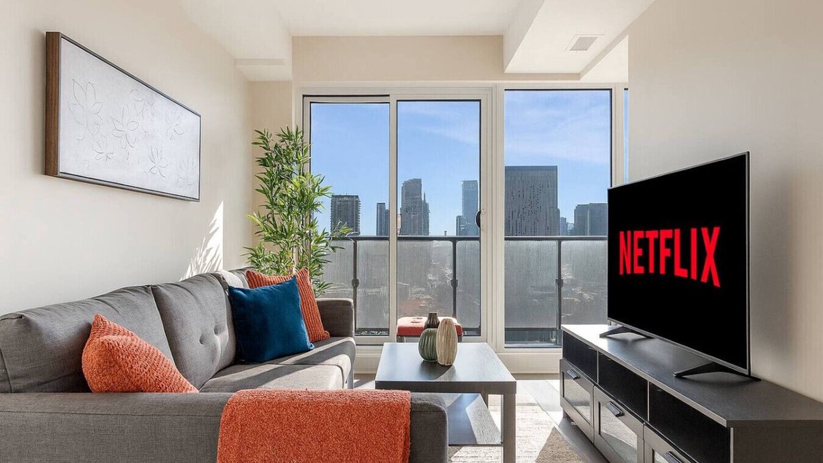 Church and Wellesley Hotel | Central 3BR - Free Parking - Downtown
