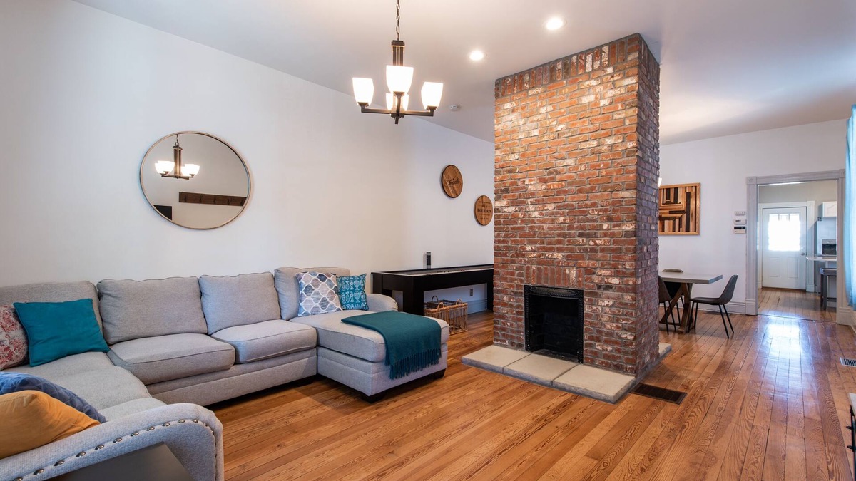 Clifton House | Central and charming