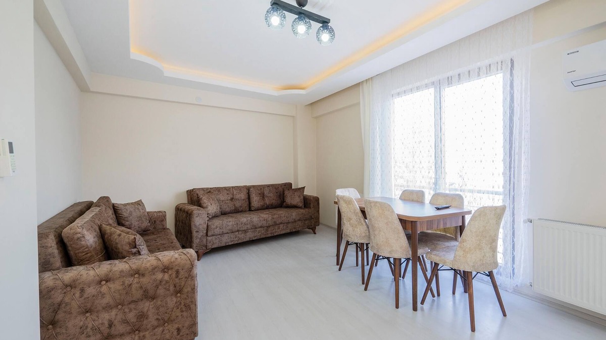 Osmangazi Apartment | Central and Cozy Flat w Balcony, and ACs in Bursa