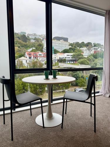 Te Aro Apartment | Central and Sunny on Willis