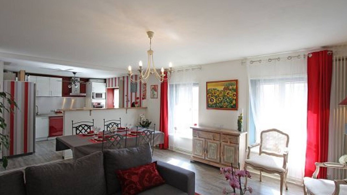 Remiremont Apartment | Central Apartment with Garage, Near Market & Restaurants, 2 Bedrooms, All-Inclusive
