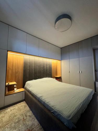 Oborishte Apartment | Central Apartment with Amazing Views