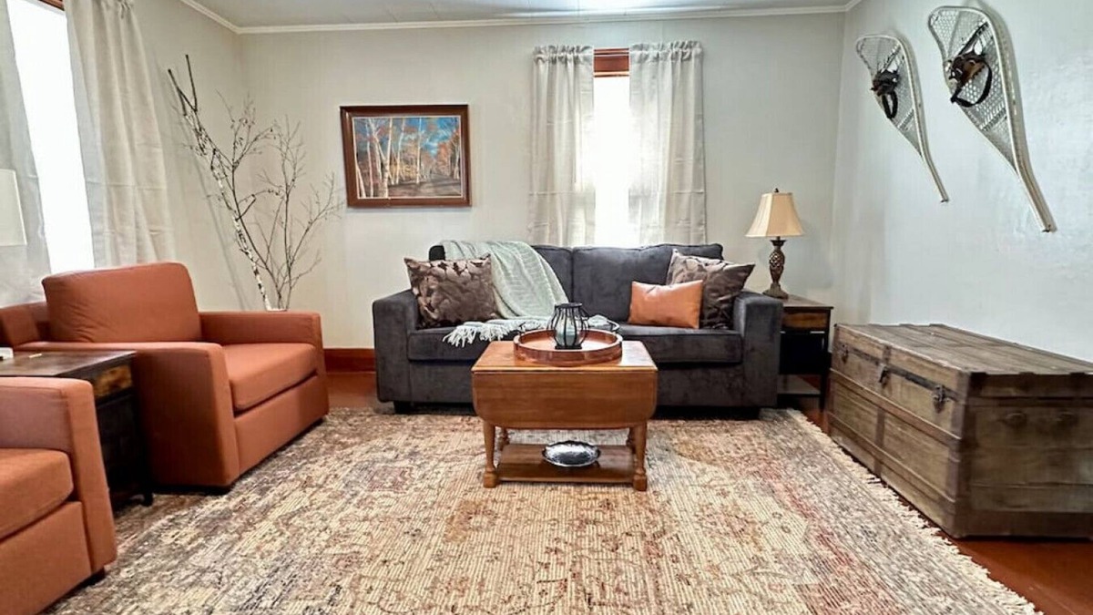 Upper Village Apartment | Central & close to trails