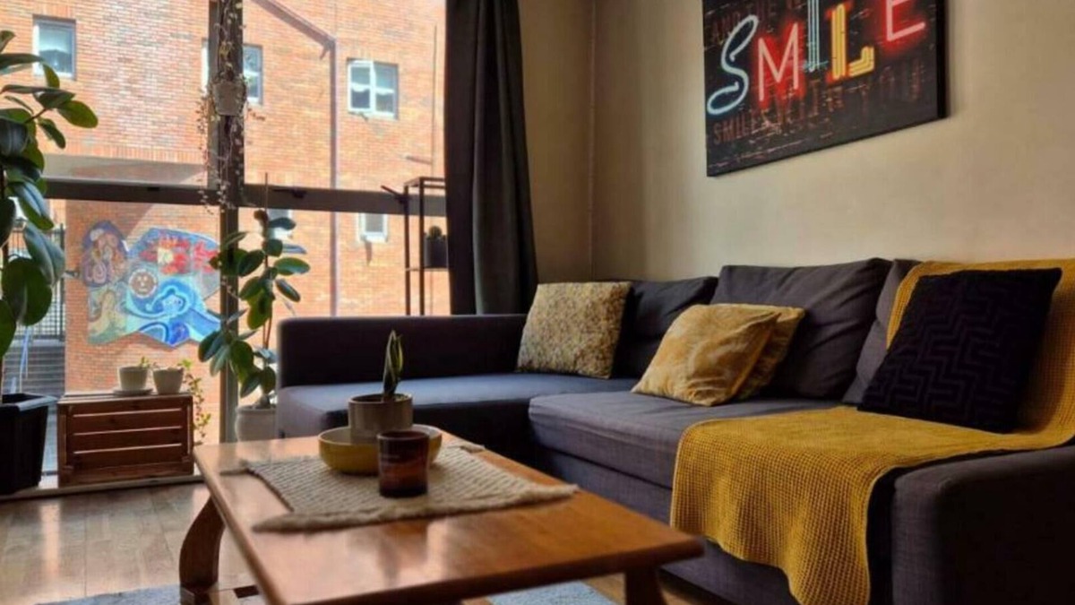 City Centre Dublin Apartment | Central Comfy 1Bd, Sleeps 4, 500Mtr to Temple Bar