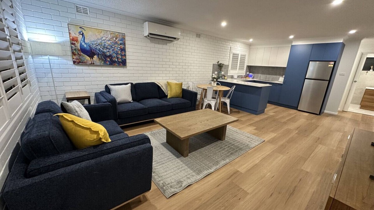 Wagga Wagga Apartment | Central Cullen Apartments # 4