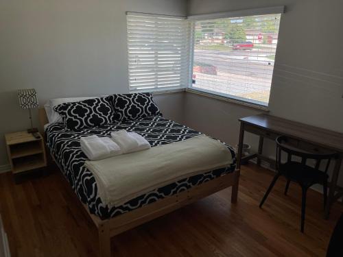 Ruby Hill House | Central Denver Master Room 24 hour self check in