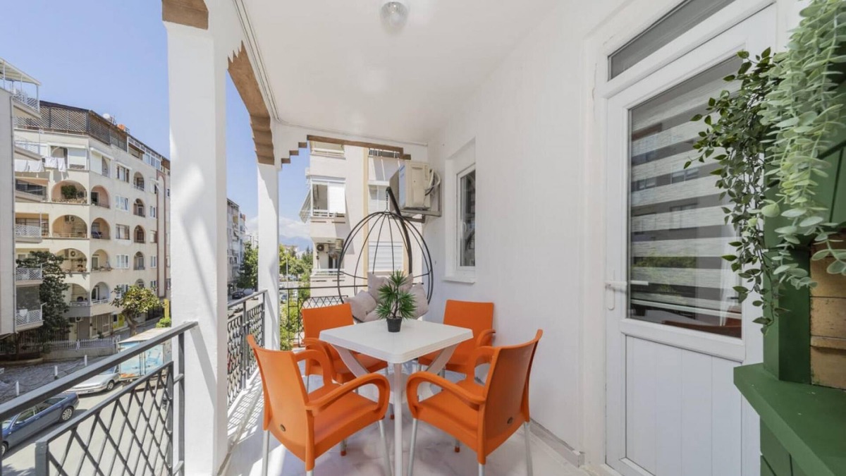 Antalya City Centre Apartment | Central Flat Close to the Beach in Muratpasa