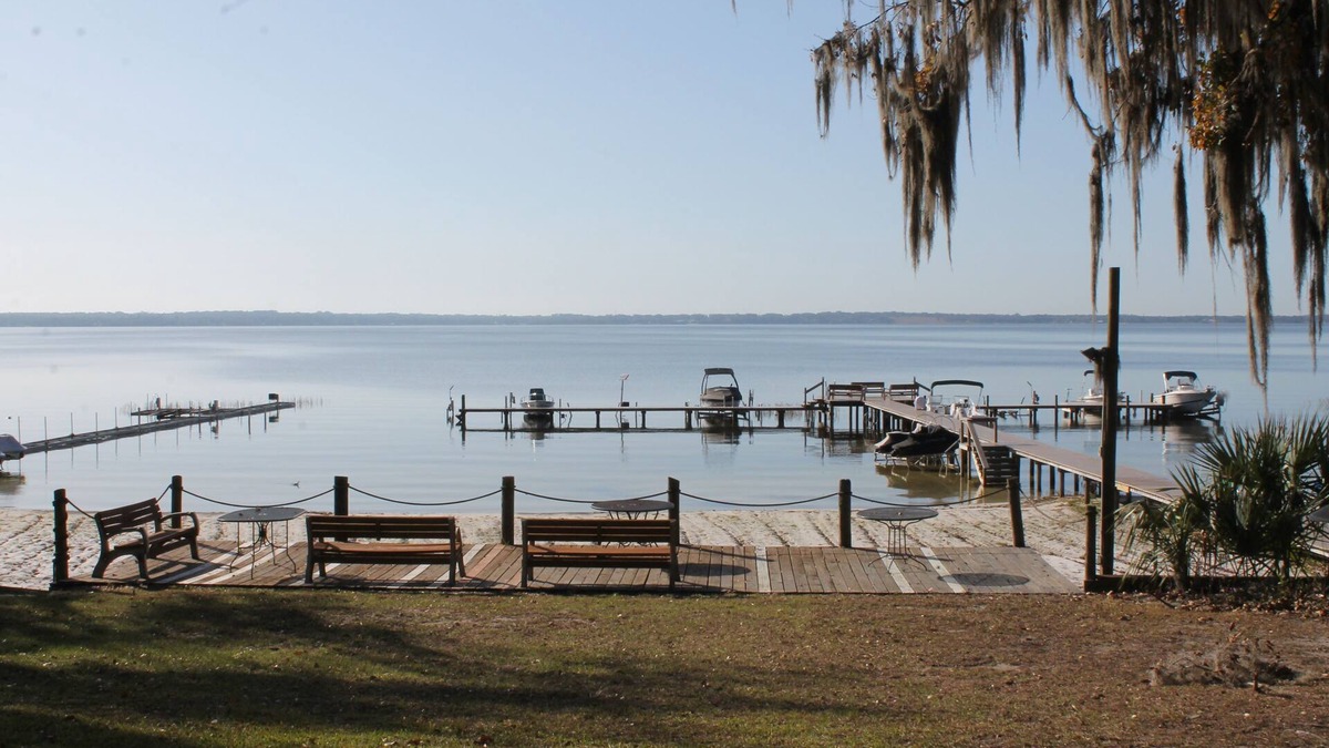 Candler House | Central Florida, Winter Get Away, near the Villages, on beautiful Lake Weir.