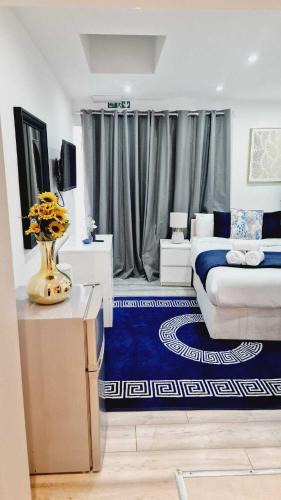 South Harrow Apartment | Central Harrow Cozy Apartment with free parking