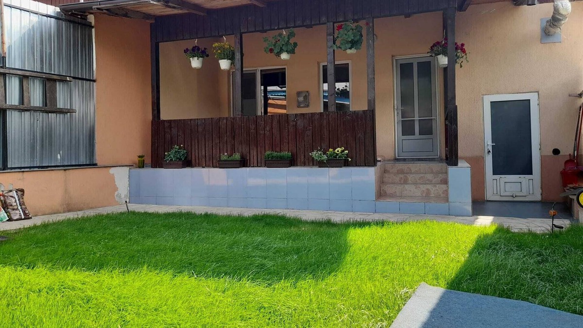 Tulcea House | Central house