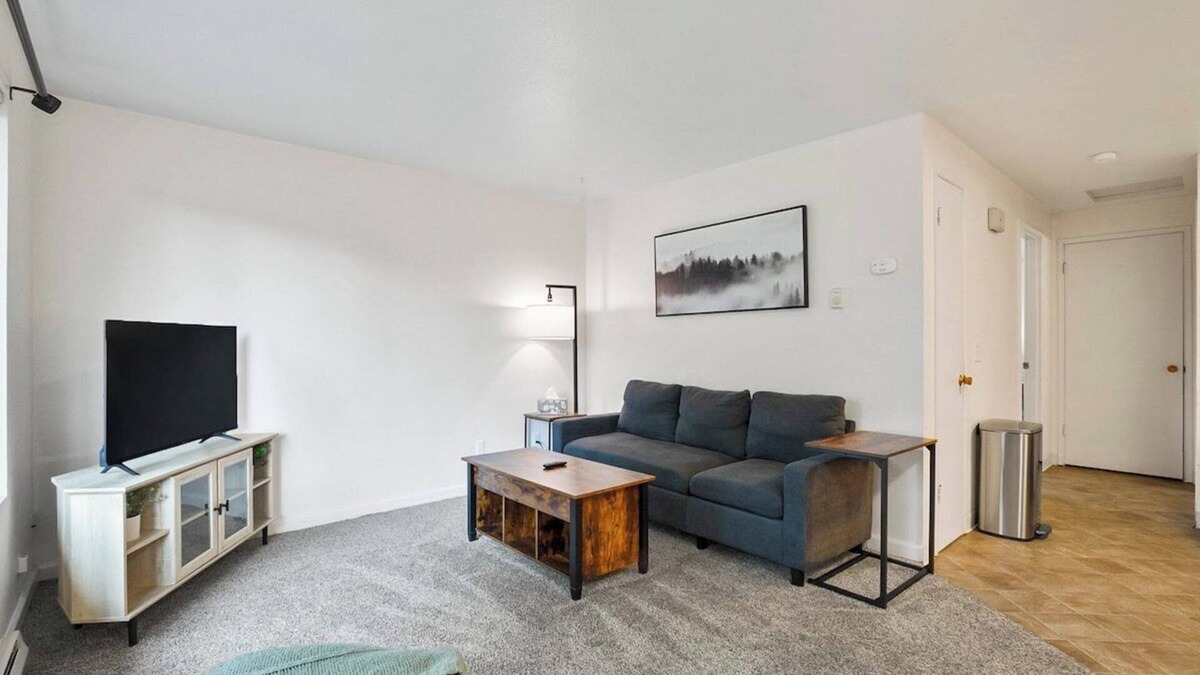 Snohomish Apartment | Central location - 1 bed cozy furnished apt #2