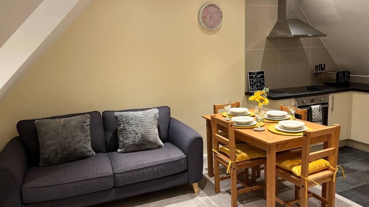Maidstone Apartment | Central location 2-Bed Apartment in Maidstone