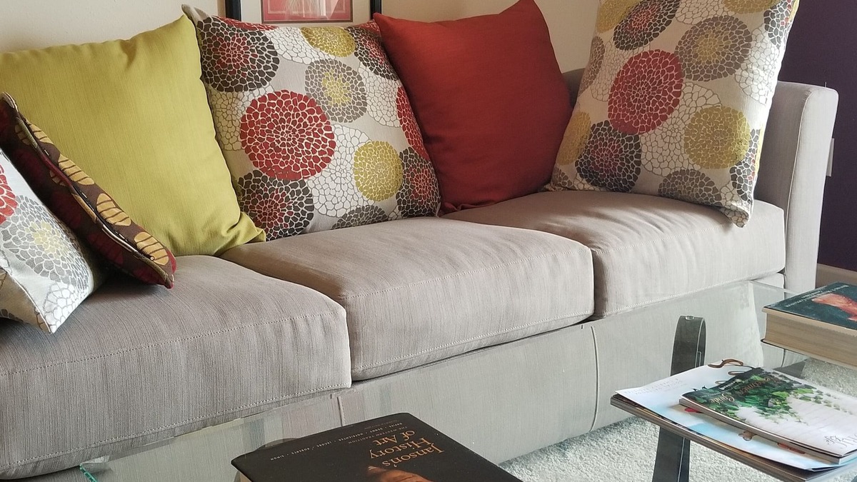Baymeadows Apartment | Central location-water views, cheerful yet peaceful vibe for relaxing