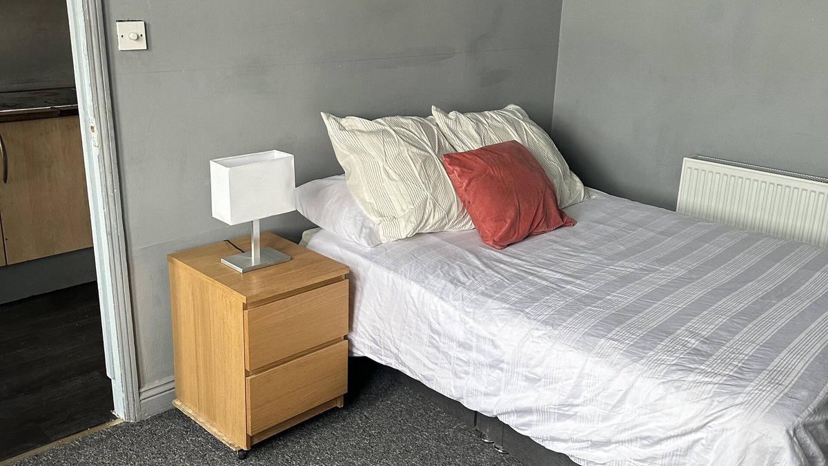 Kensal Green Apartment | Central London Flat in Kensal Green Newly renovated on quiet private street