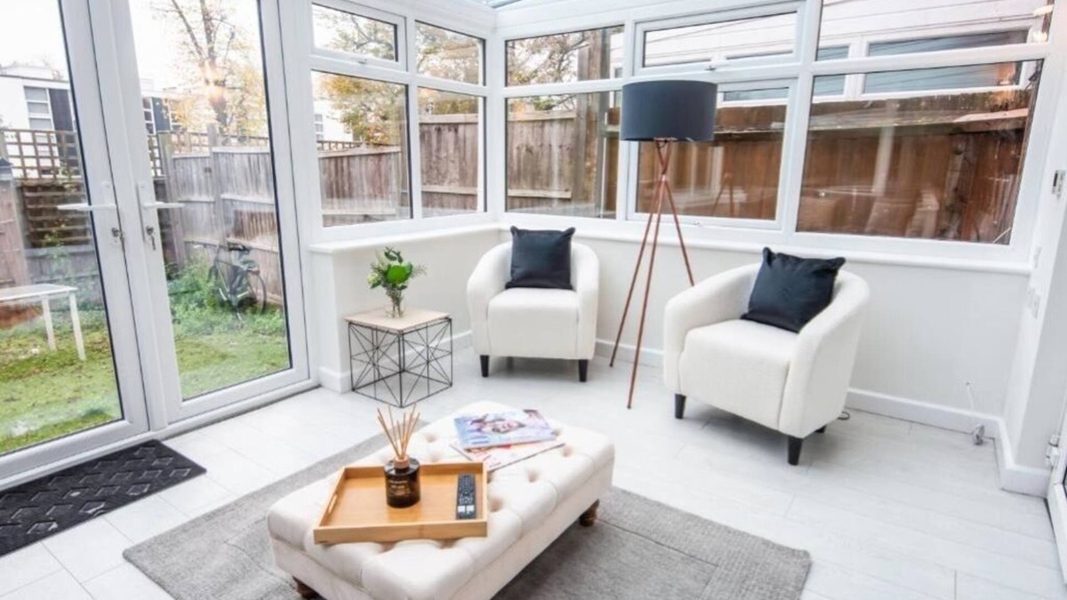 Swiss Cottage House | Central London House 10 mins Walk To Regents Park
