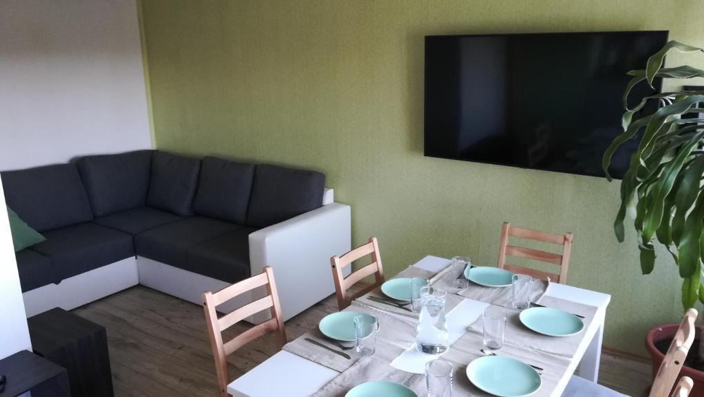Rakvere Apartment | Central MaxiStay