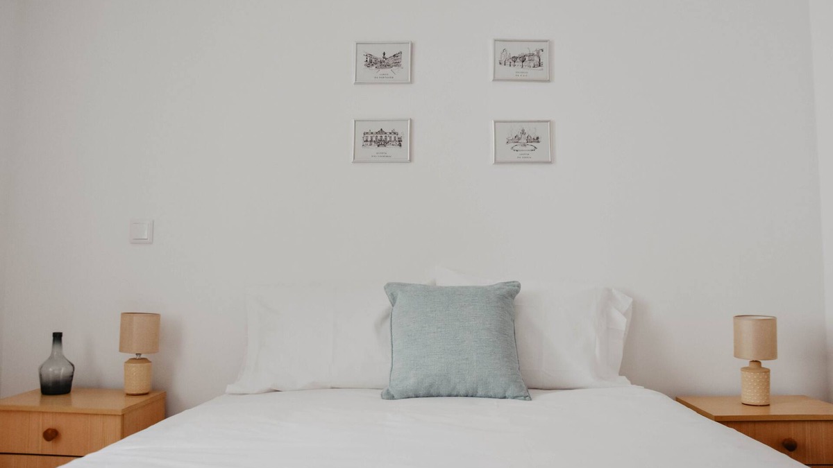 Coimbra City Centre Apartment | Central, modern and bright apartment (self check in)