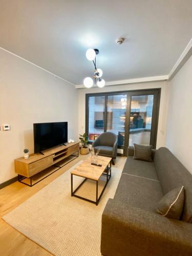 Kagithane Apartment | Central Modern Apartment by Siena Suites