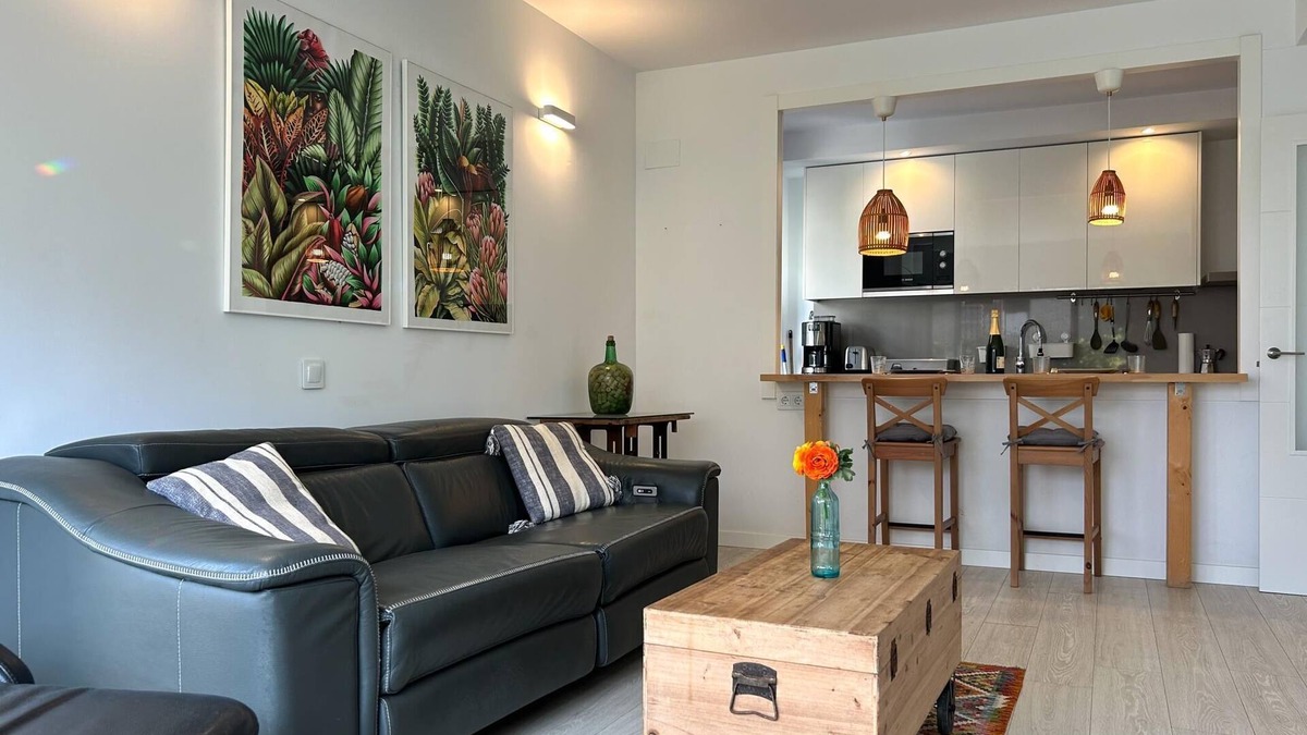Vilanova I la Geltru Apartment | Central, new building, 100m from the sea.