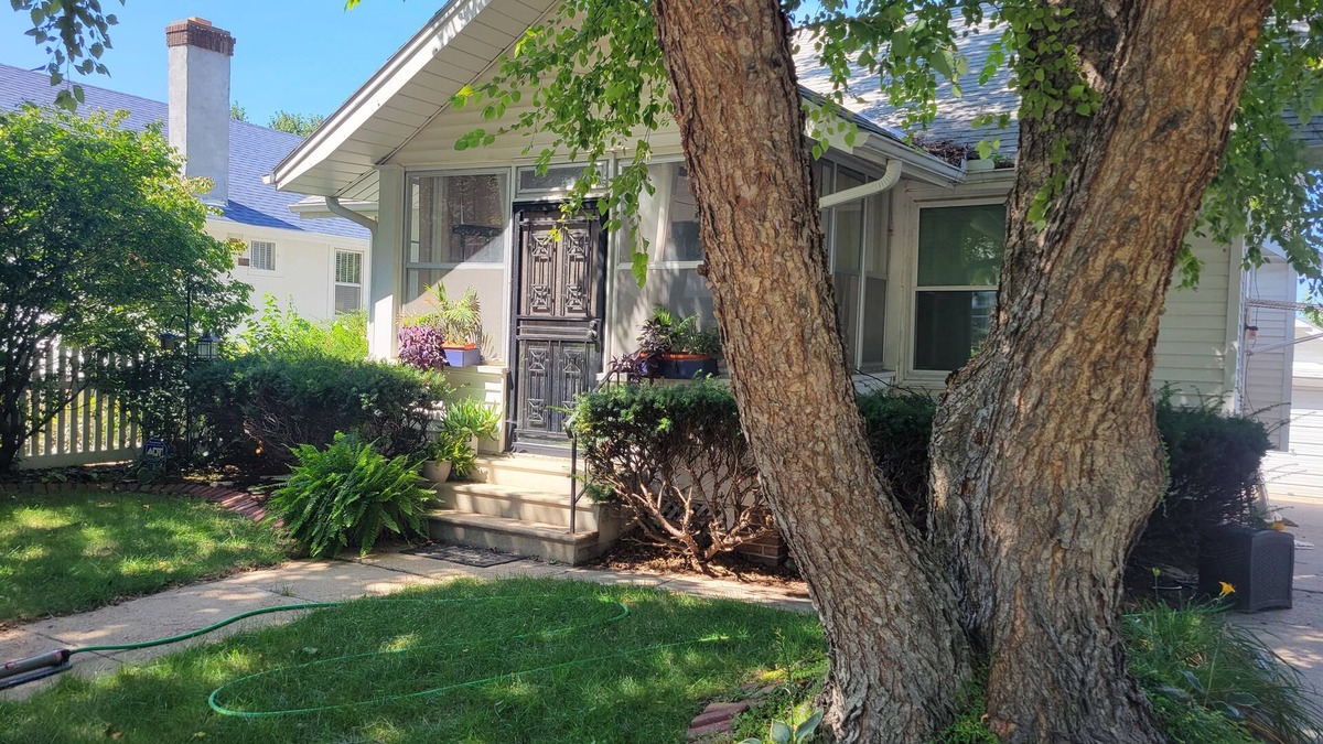 Downtown Omaha House | Central Omaha Private Room near UNMC, Blackstone, Midtown