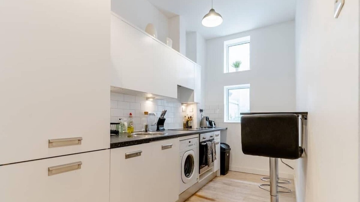 Bristol Old City Apartment | Central One Bedroom flat in Corn Street