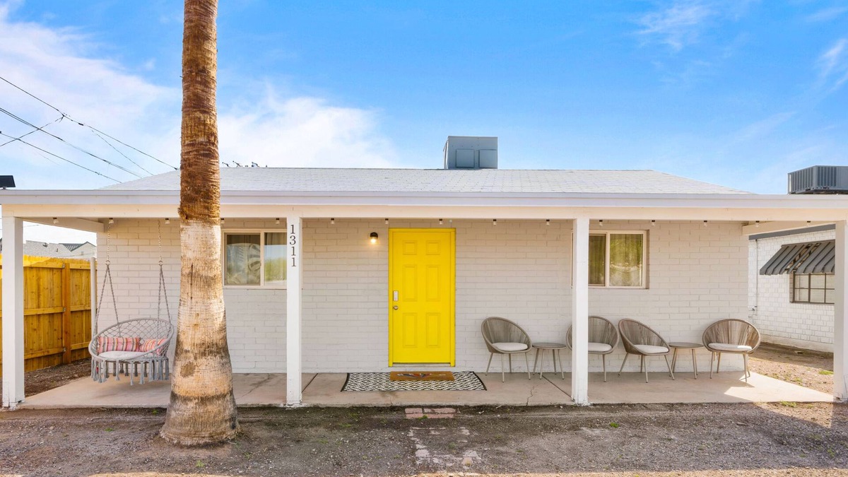 Garfield House | Central Phx Kid/Pet friendly home next to Banner Hospital & Historic Coronado