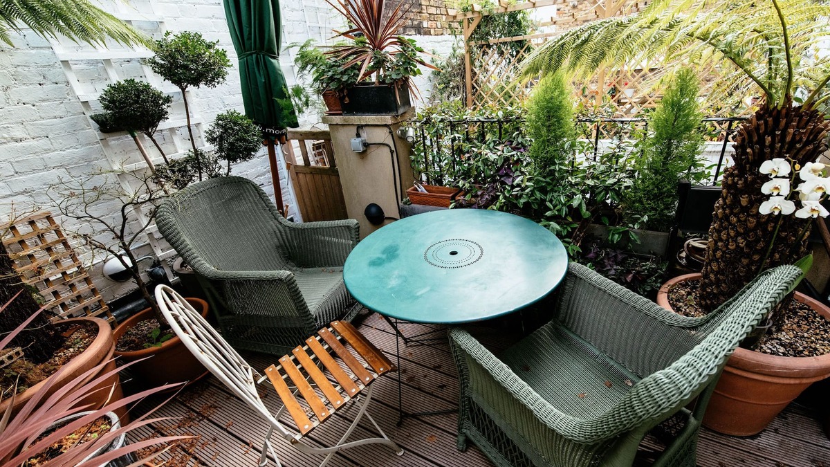Pimlico Apartment | Central Secluded Garden Hideaway
