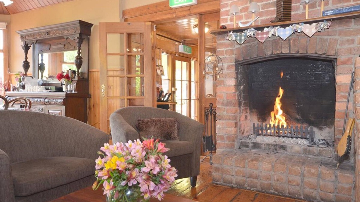 Daylesford Hotel | Central Springs Inn