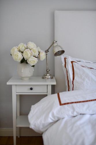 Ladugardsgardet Apartment | Central Stockholm with Free Airport Pickup