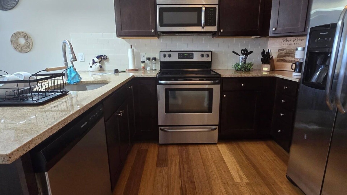 Wilmington Ski Chalet | Central & Stylish 6 Beds Retreat on Haystack Golf Course, 10 Mins to Mount Snow