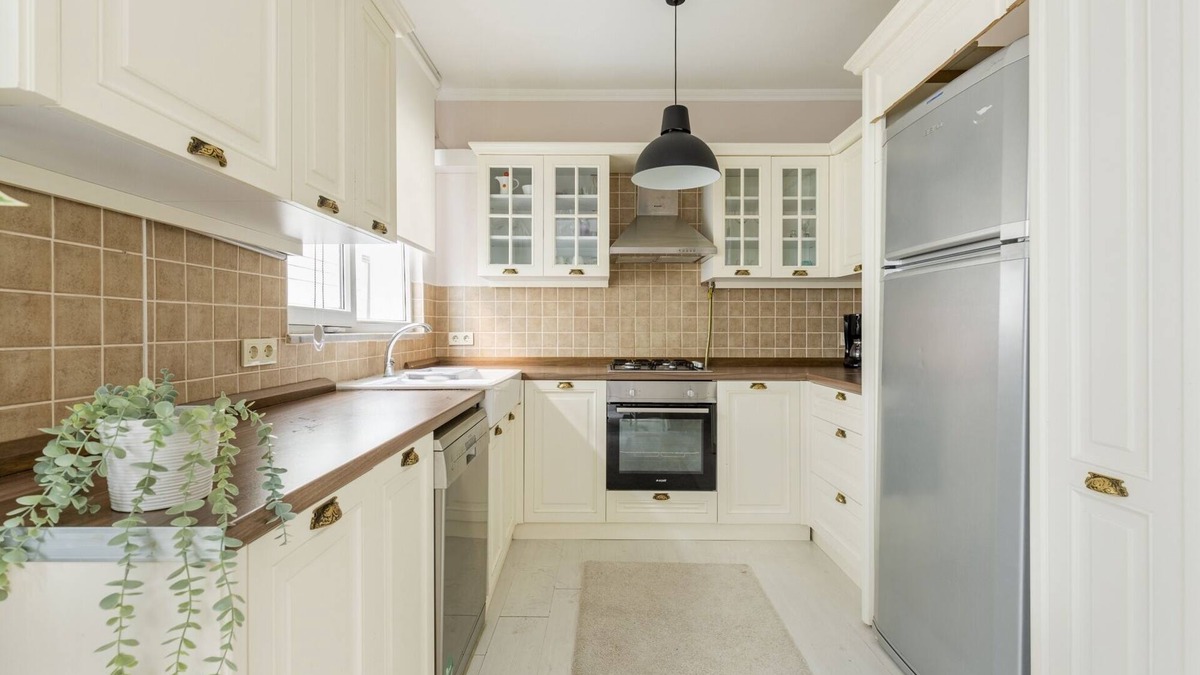 Osmanbey Apartment | Central Stylish Flat in Nisantasi