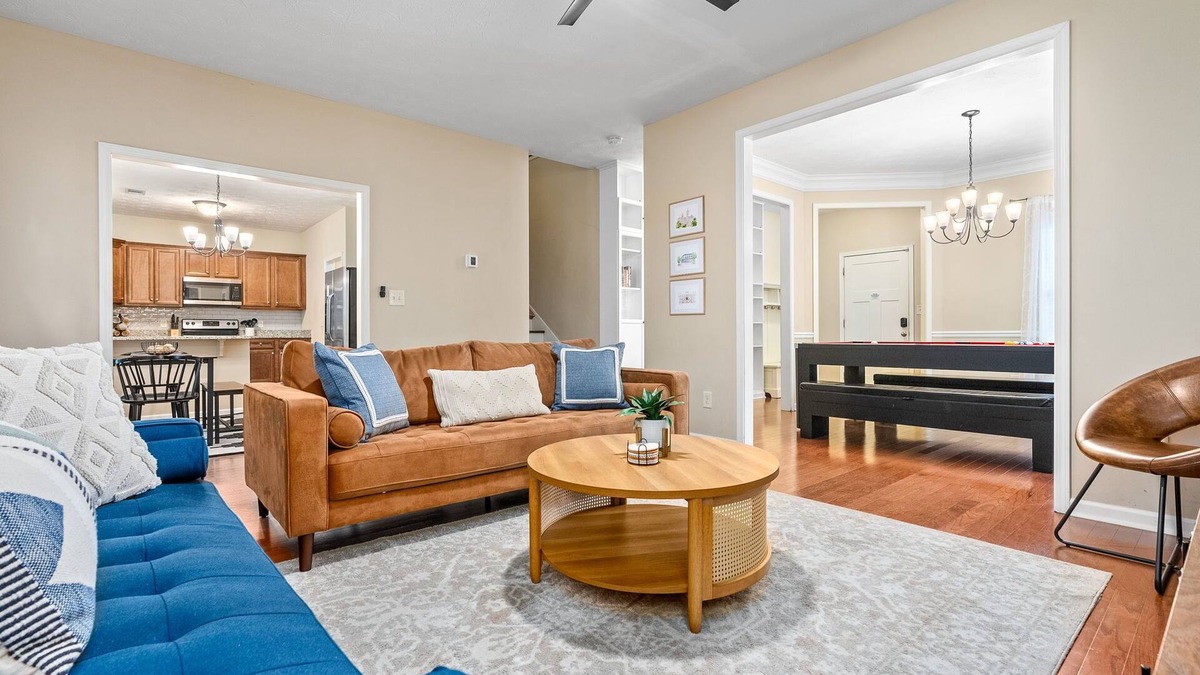 Auburn - Opelika House | Central to RTJ, Downtown Auburn & Opelika - Sleeps 12 - Memory Foam Mattresses