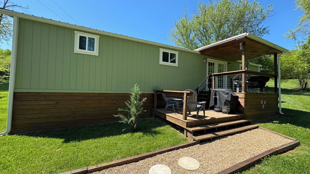 Rogersville Cottage | Central to what Upper East Tennessee has to offer!