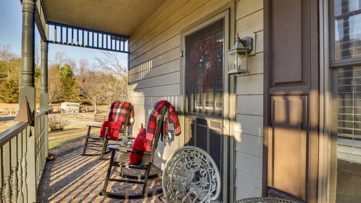 Afton Apartment | Central Virginia Cottage Near Breweries & Wineries