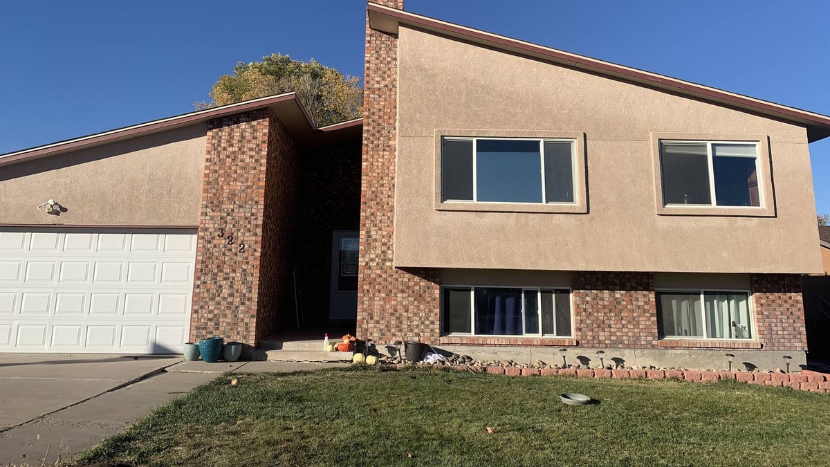 Cheyenne Meadows House | Centrally located One of a kind home