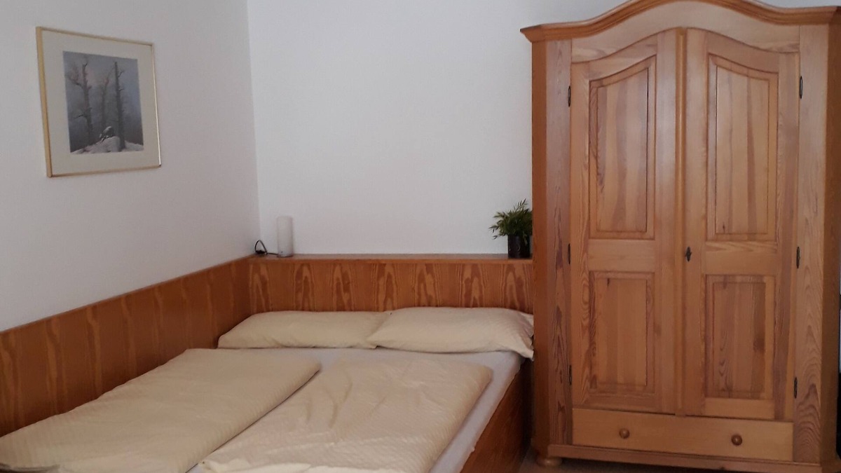 Saalbach-Hinterglemm Apartment | Centrally located, newly renovated non-smoking apartment with pool and sauna.