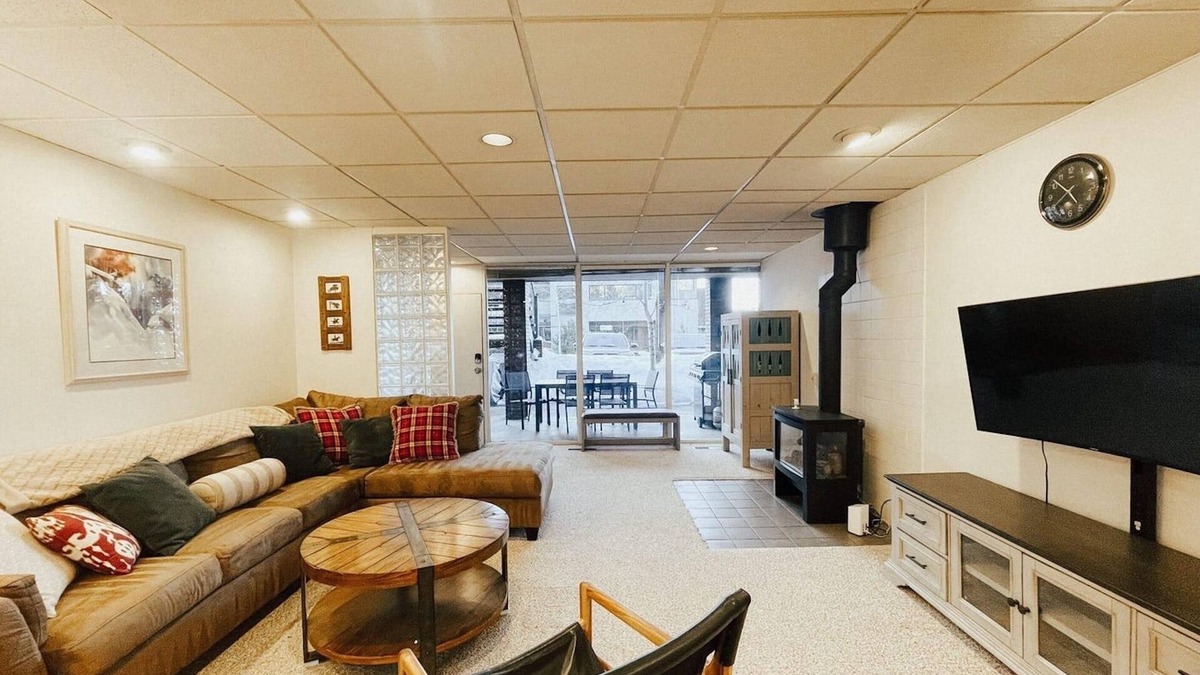 Aspen Apartment | Centrally located 2/2 Condo Just Blocks to Gondola