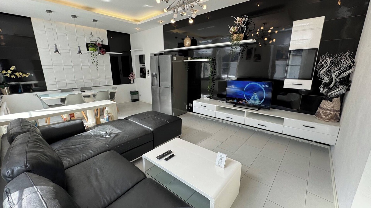 Eitorf Apartment | Centrally located apartment near the train station