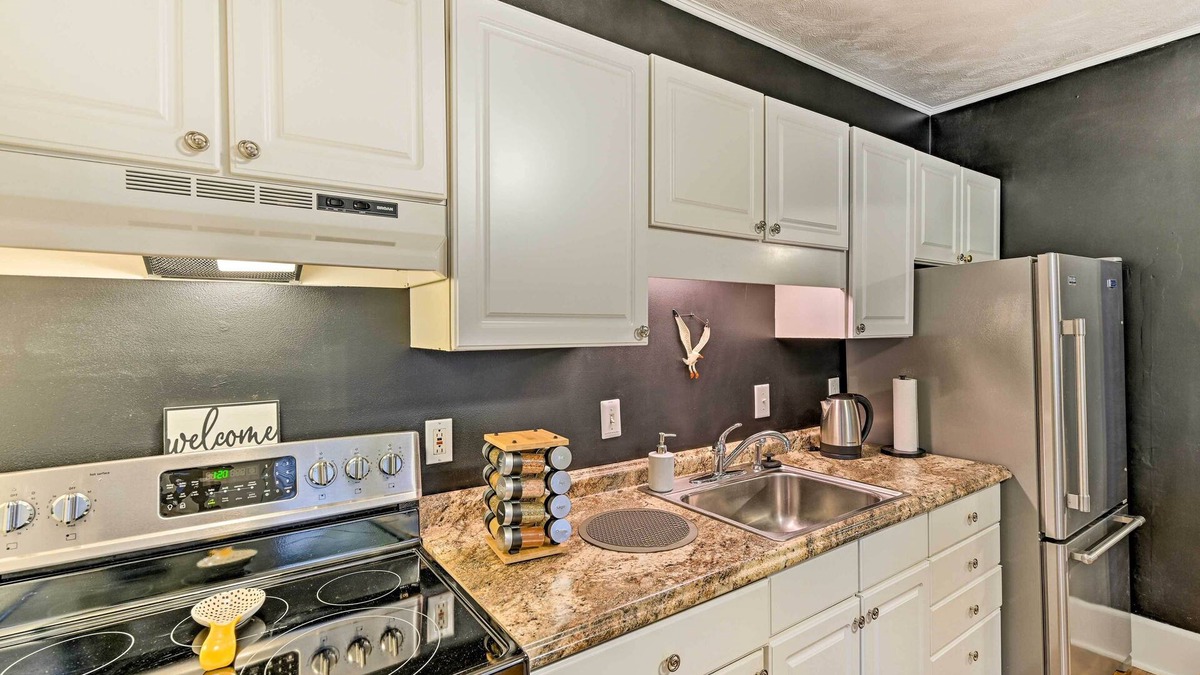 Mohawk Apartment | Centrally Located Apartment Near Herkimer Diamonds