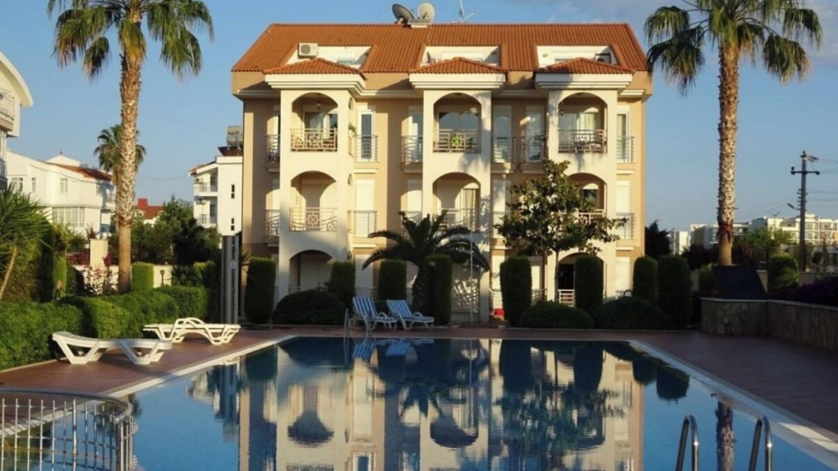 Side Apartment | Centrally located apartment near the old town of Side and beach.