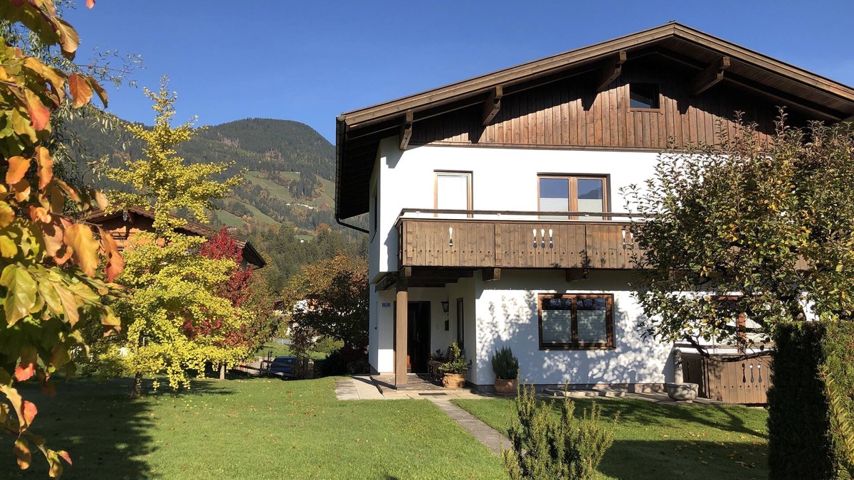 Fuegen Apartment | Centrally located apartment with sunny location in the Zillertal