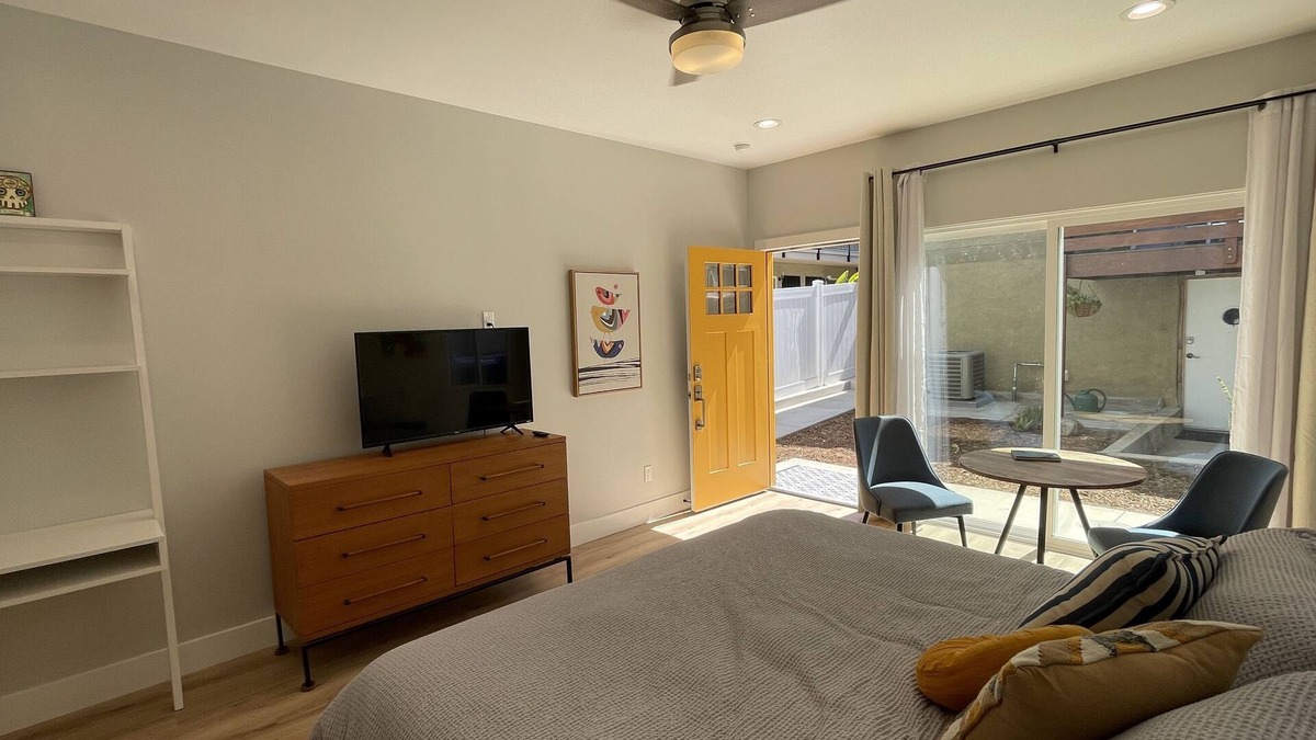 University Heights Apartment | Centrally located, brand new studio!