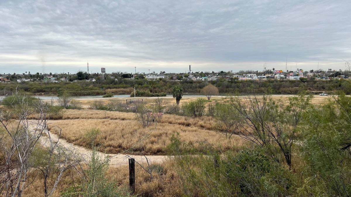 Western Division House | Centrally located, downtown walking distance, near Mexico Border. RioGrande view