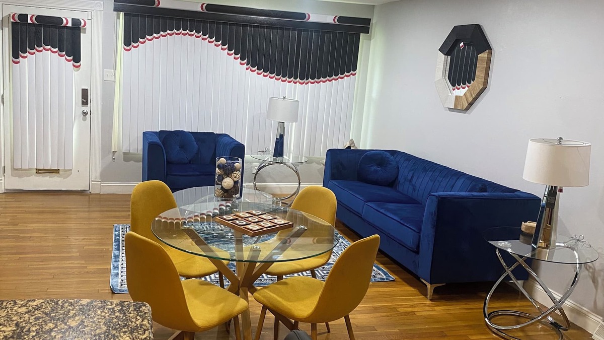 St. Louis House | Centrally located family friendly quiet neighborhood