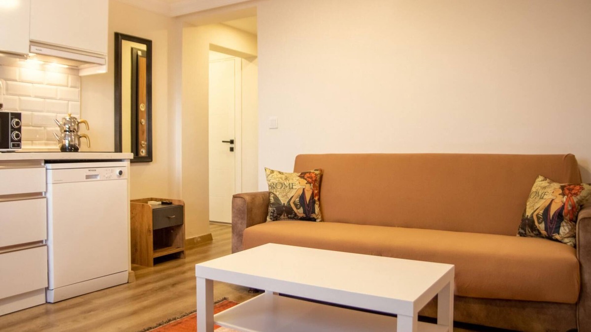 Izmir City Centre Apartment | Centrally Located Flat near Kulturpark Izmir