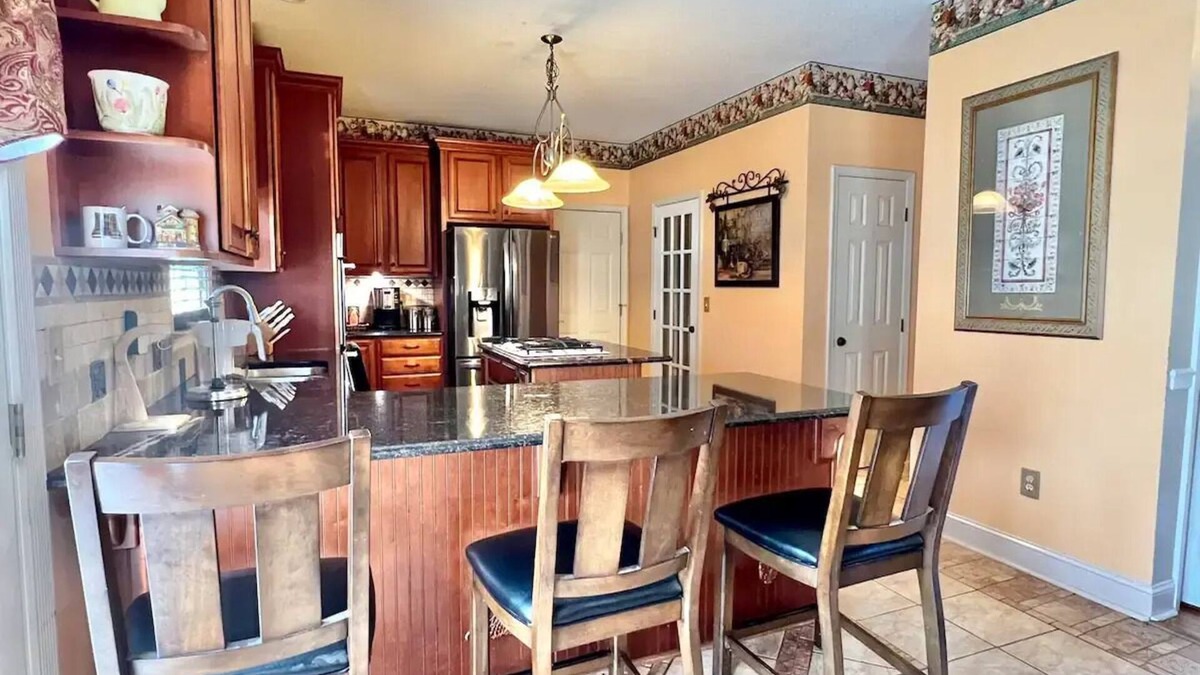 Greensboro House | Centrally Located Great for Traveling Professional